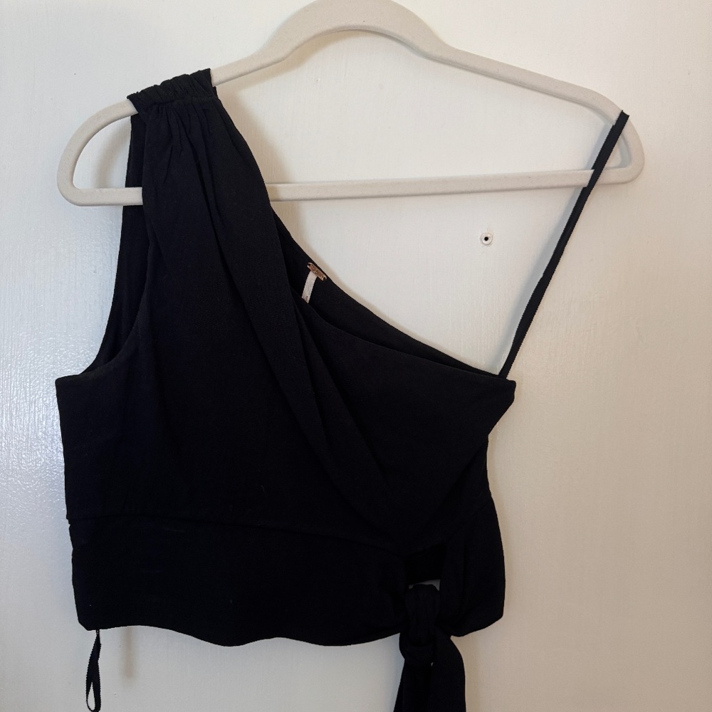 One shoulder Free People crop top
